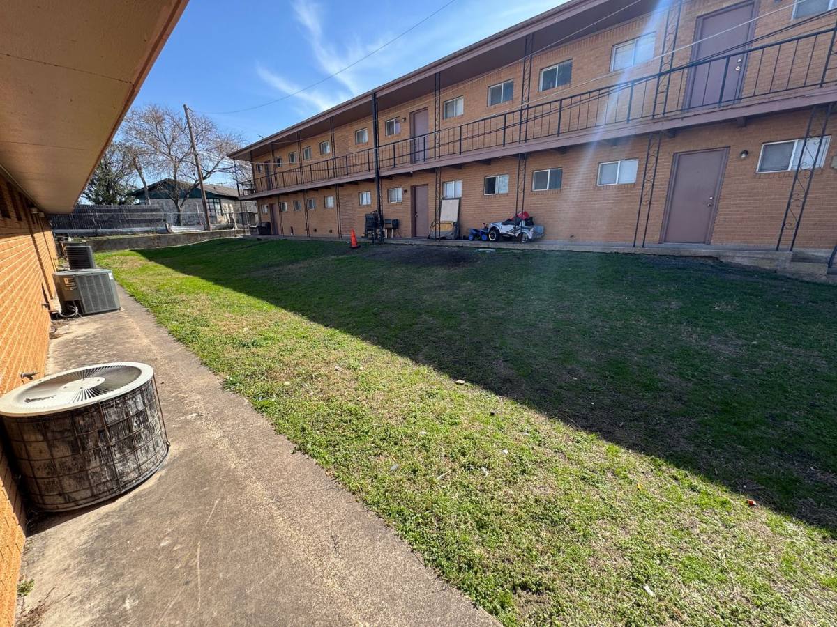 Apartment for rent at 806 Safady St, Killeen, TX 76541