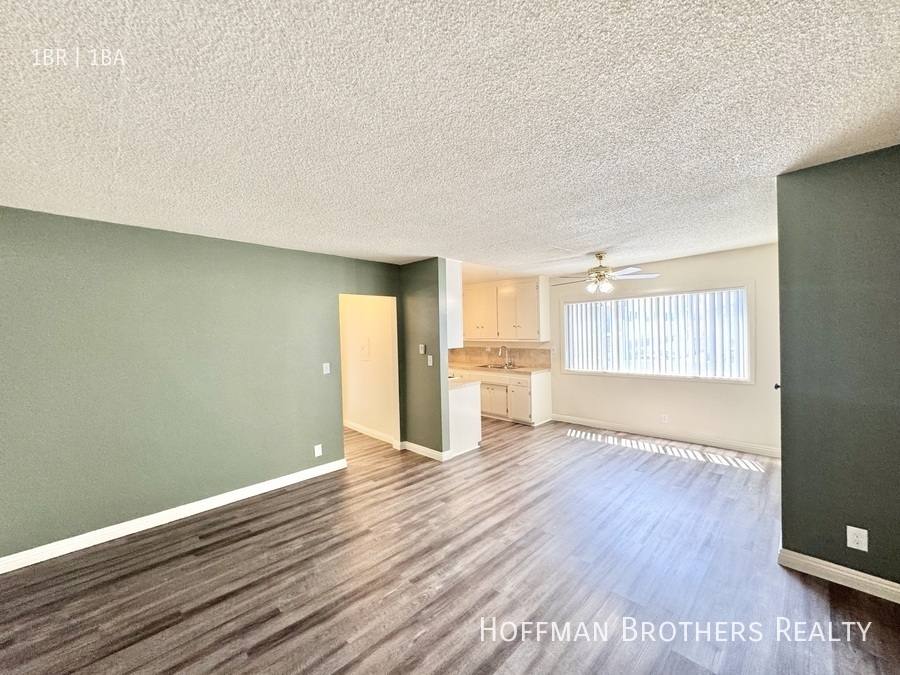 Apartment for rent at 6729 Cleon Ave #26, North Hollywood, CA 91606