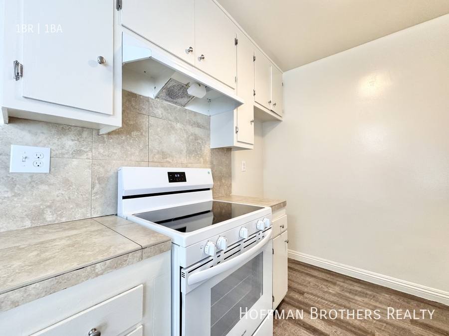 Apartment for rent at 6729 Cleon Ave #26, North Hollywood, CA 91606