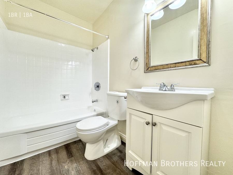 Apartment for rent at 6729 Cleon Ave #26, North Hollywood, CA 91606