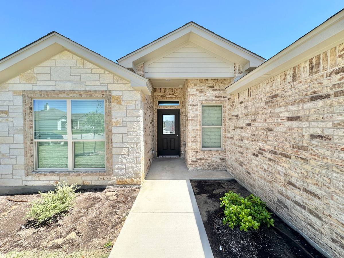 House for rent at 905 Galloway Dr, Belton, TX 76513