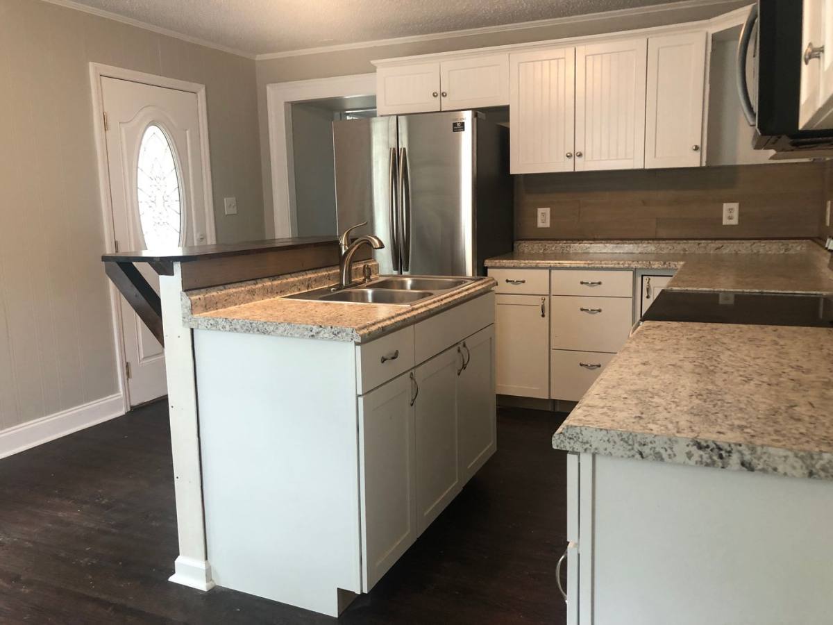 Apartment for rent at 701 S St, Gastonia, NC 28052