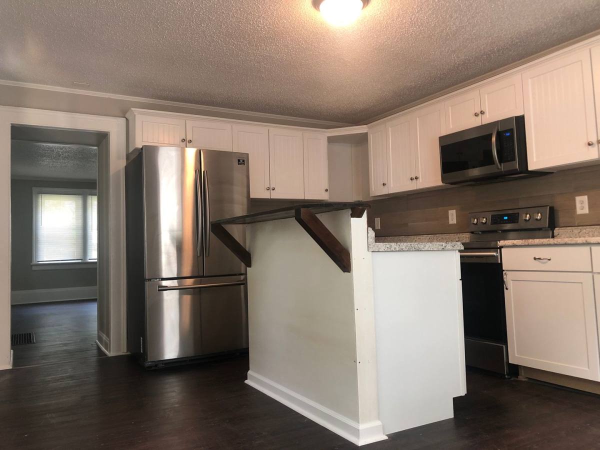Apartment for rent at 701 S St, Gastonia, NC 28052