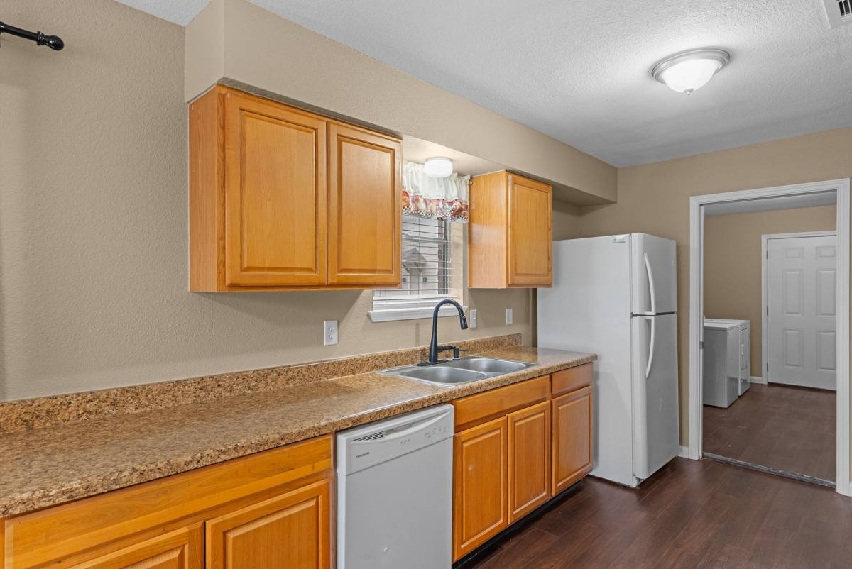 Apartment for rent at 12420 Mile Dr, Houston, TX 77065