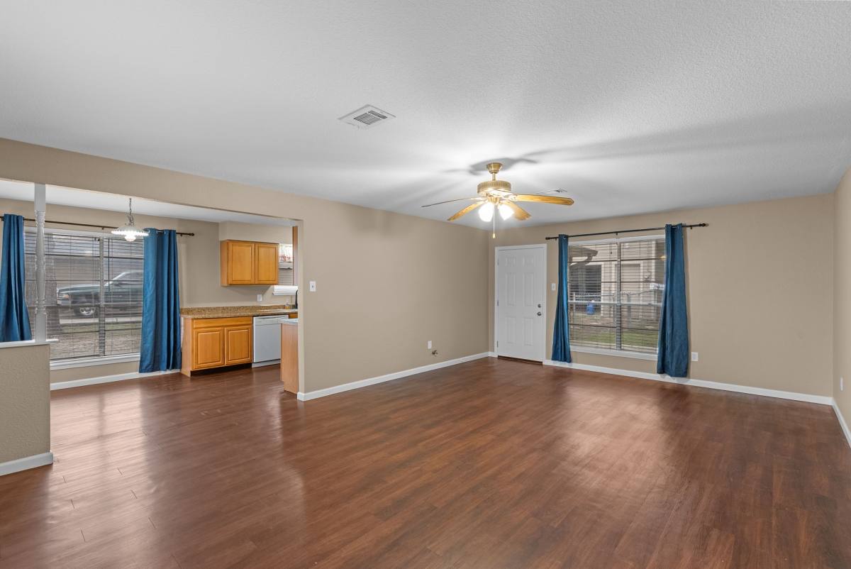 Apartment for rent at 12420 Mile Dr, Houston, TX 77065