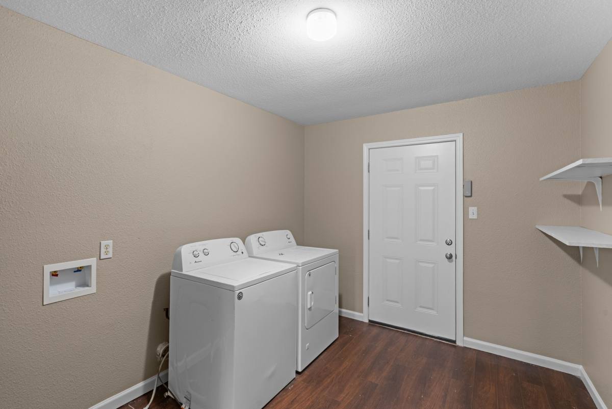 Apartment for rent at 12420 Mile Dr, Houston, TX 77065