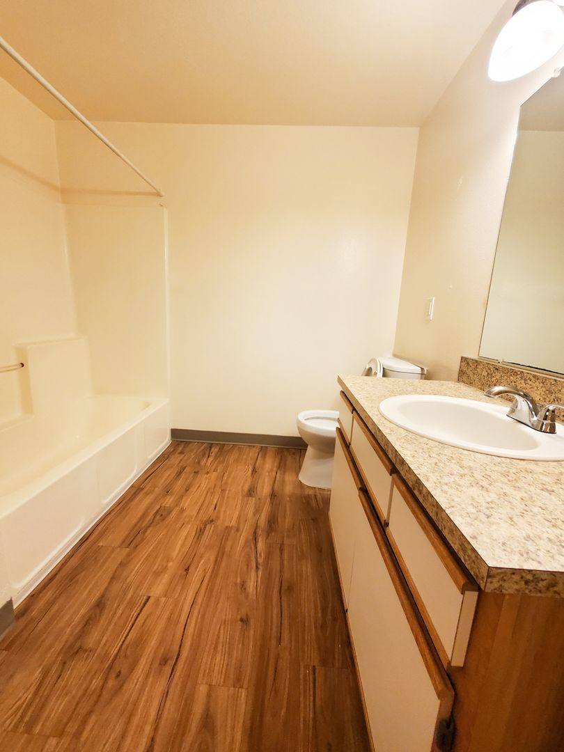Apartment for rent at 901 Pecan Court, Newberg, OR 97132