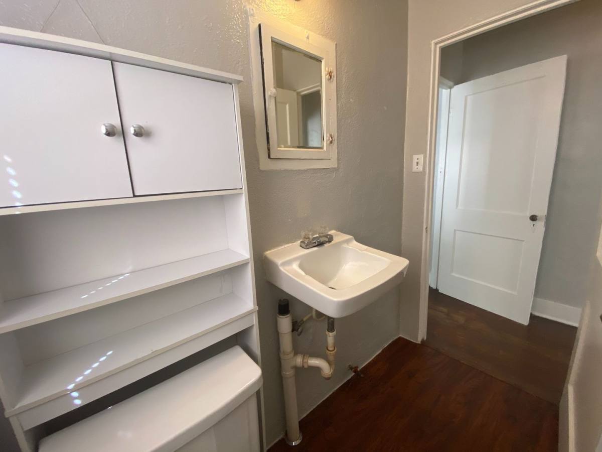 Apartment for rent at 5009 Ave G, Austin, TX 78751