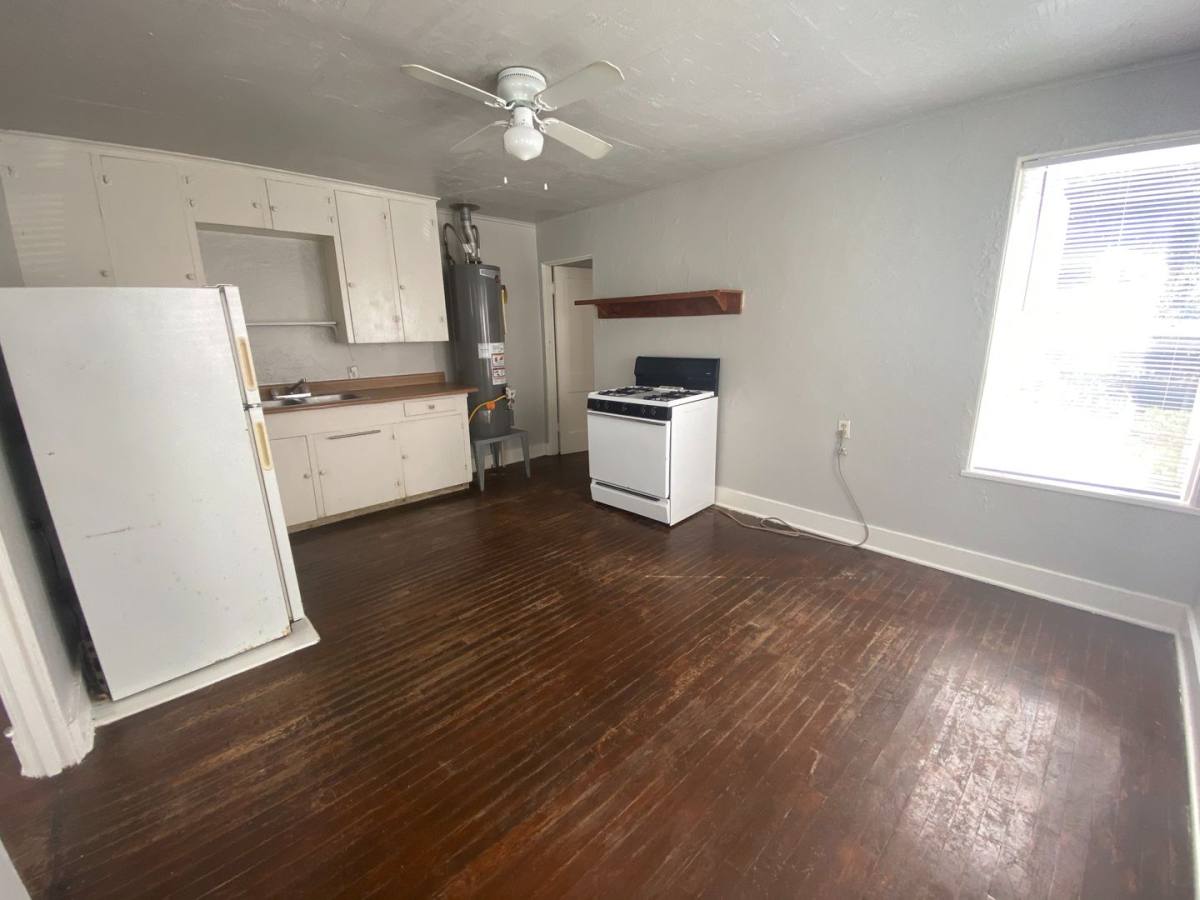 Apartment for rent at 5009 Ave G, Austin, TX 78751
