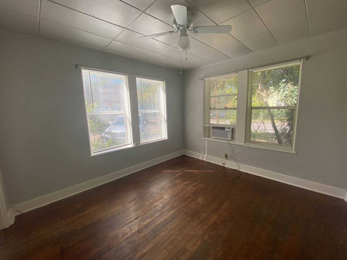 Apartment for rent at 5009 Ave G, Austin, TX 78751