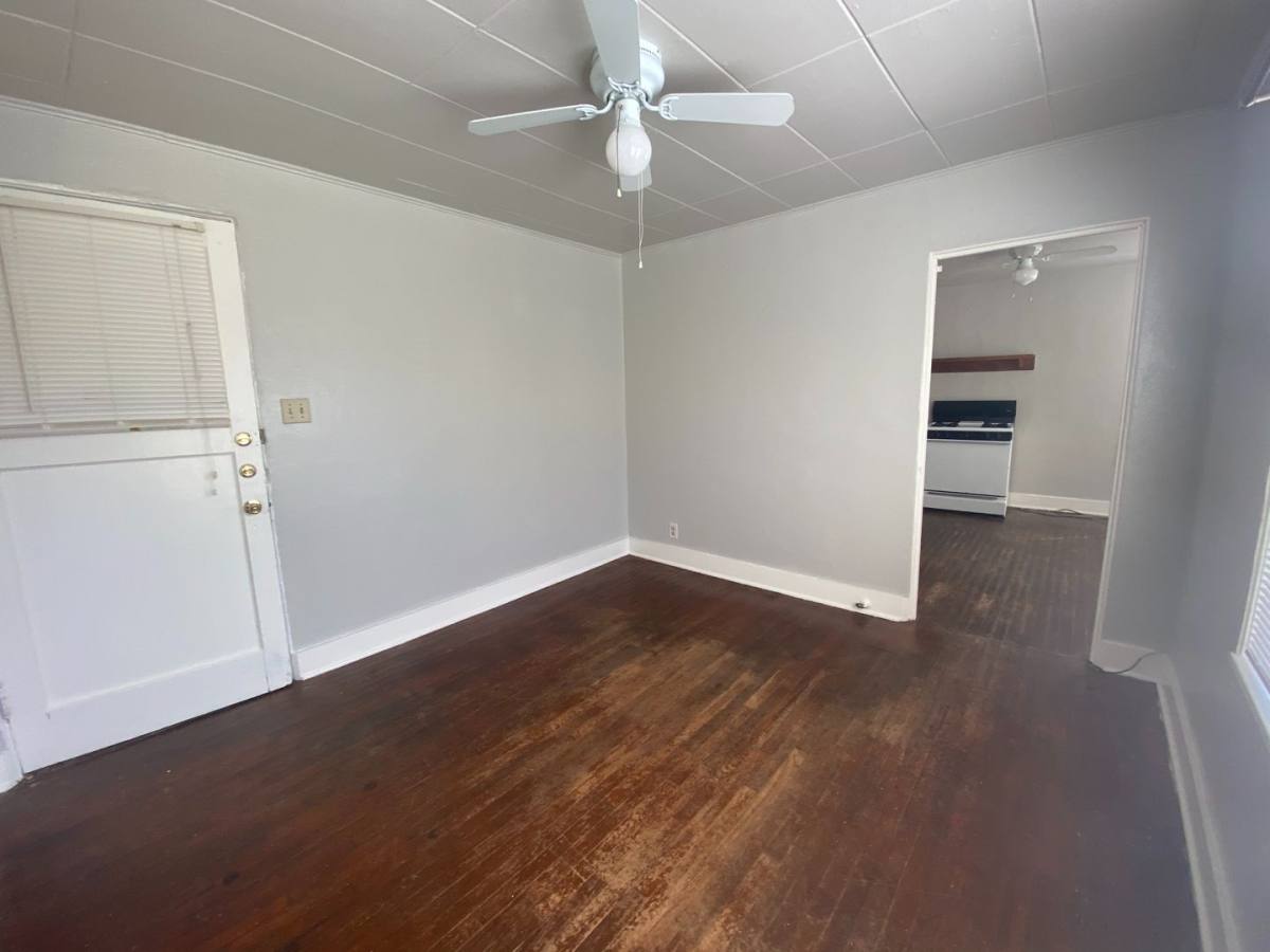Apartment for rent at 5009 Ave G, Austin, TX 78751