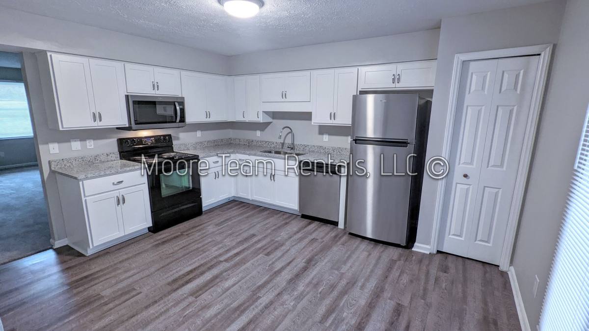 Apartment for rent at 2168 Howard Gap Rd, Hendersonville, NC 28792