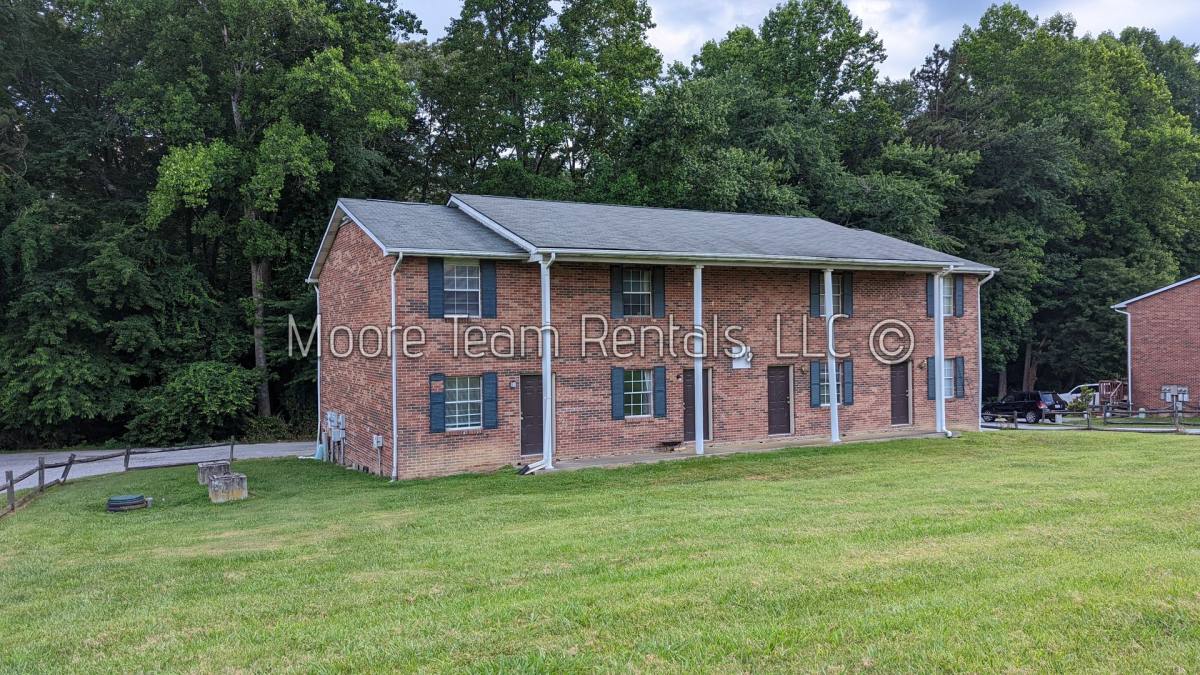 Apartment for rent at 2168 Howard Gap Rd, Hendersonville, NC 28792
