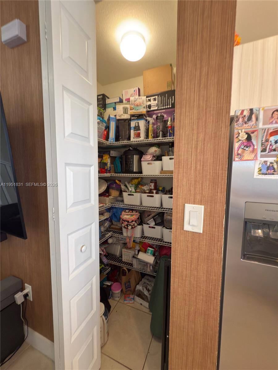 Townhouse for rent at 9113 NW 159th St, Hialeah, FL 33018
