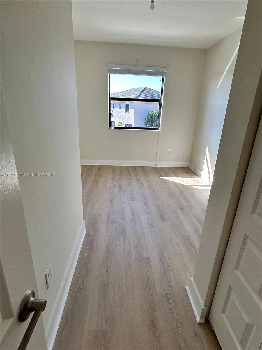 Townhouse for rent at 9113 NW 159th St, Hialeah, FL 33018