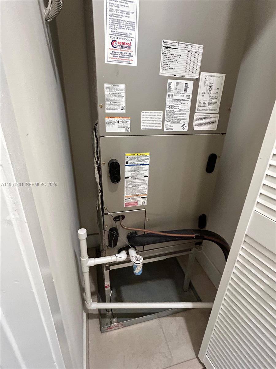 Townhouse for rent at 9113 NW 159th St, Hialeah, FL 33018