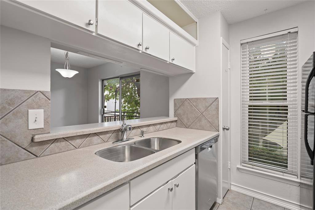 Condo for rent at 4020 Holland Ave #202, Dallas, TX 75219