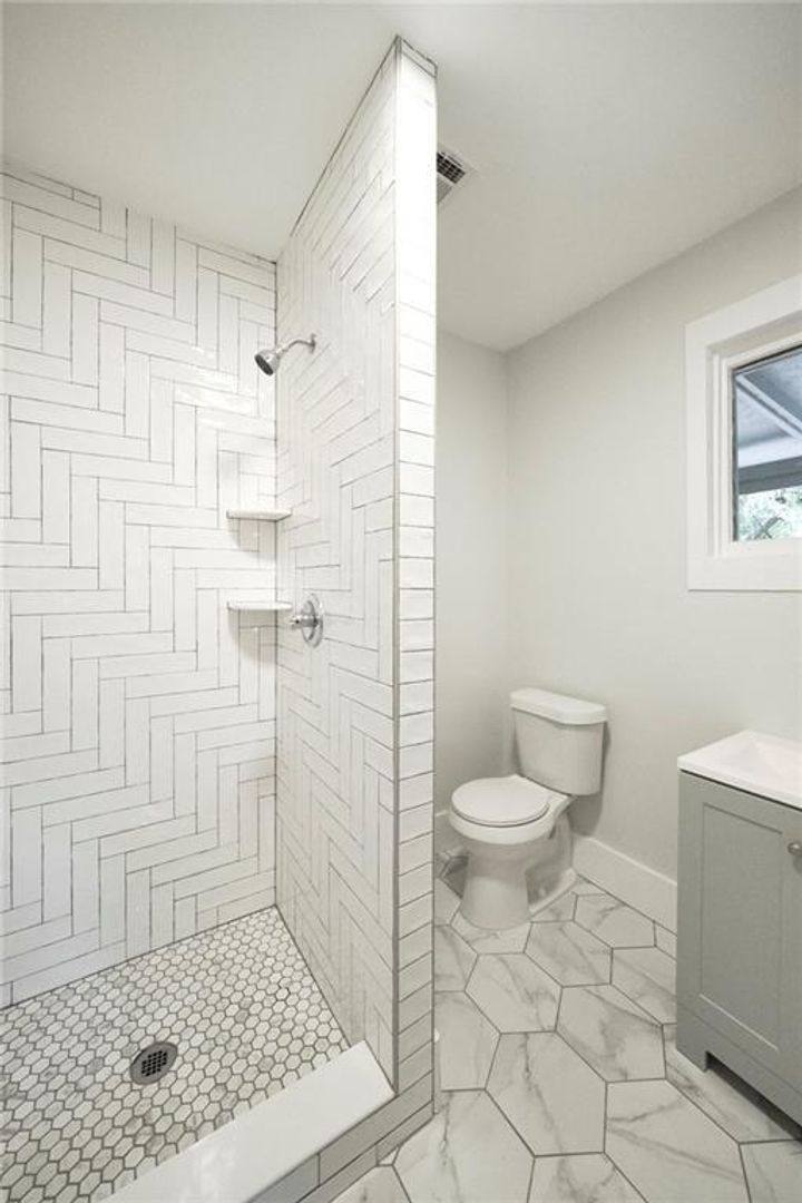 Townhouse for rent at 208 W 45 St, Austin, TX 78751