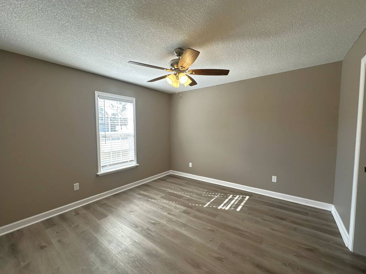 House for rent at 419 Peters St, Hahira, GA 31632