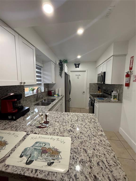 Apartment for rent at 112 Lagoon Rd #112, Winter Haven, FL 33884