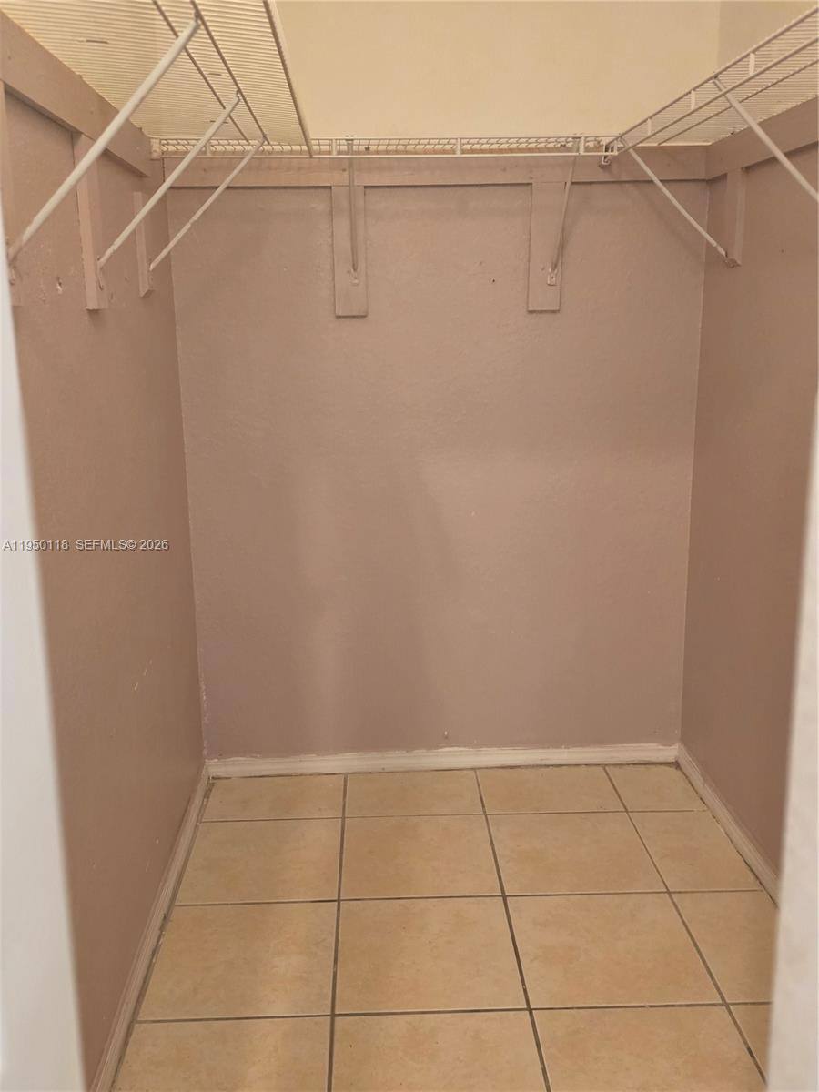 Townhouse for rent at 124 NE 13th St #21, Homestead, FL 33030