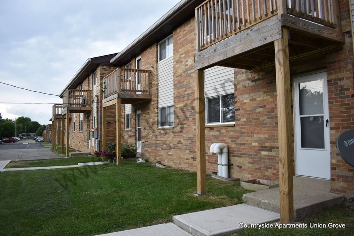 Apartment for rent at 1766 Milldrum St, Union Grove, WI 53182