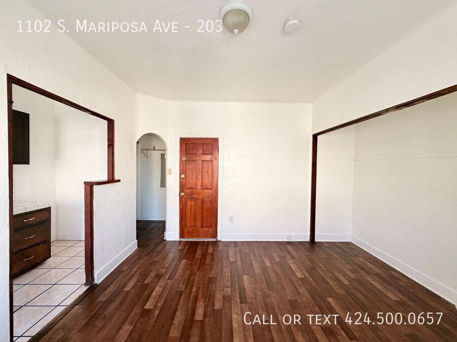 Apartment for rent at 1102 S Mariposa Ave #203, Los Angeles, CA 90006