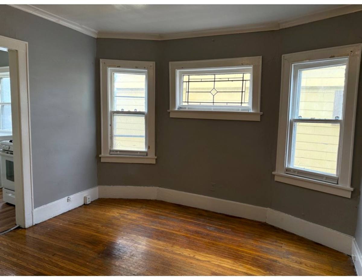 Apartment for rent at 93-95 Stratford Park, Rochester, NY 14611
