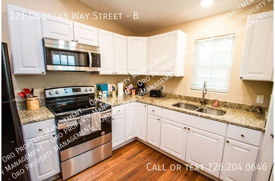 Apartment for rent at 121 Douglas Way St #B, San Antonio, TX 78210