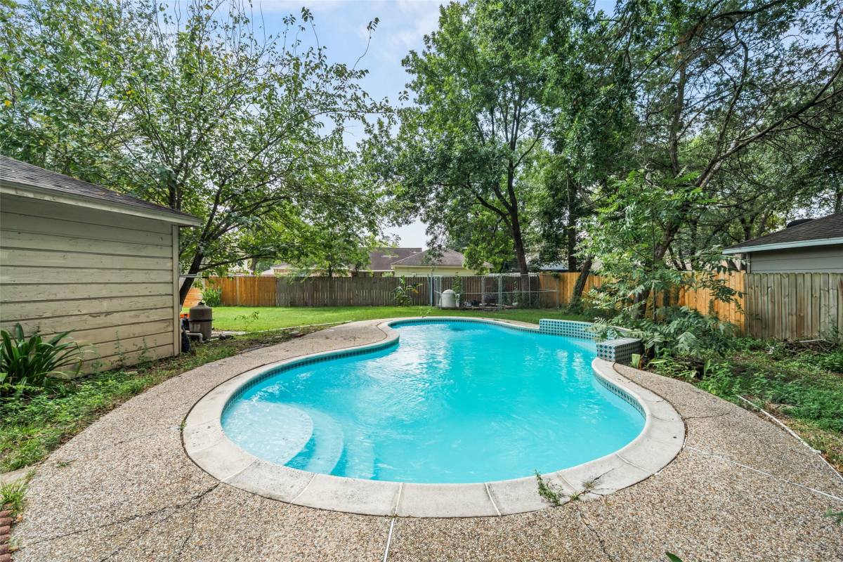 Apartment for rent at 715 Marne Lane #715, Houston, TX 77090