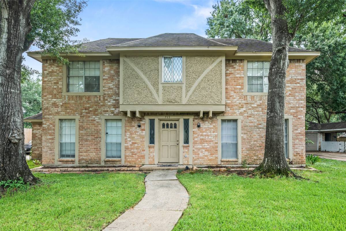 Apartment for rent at 715 Marne Lane #715, Houston, TX 77090