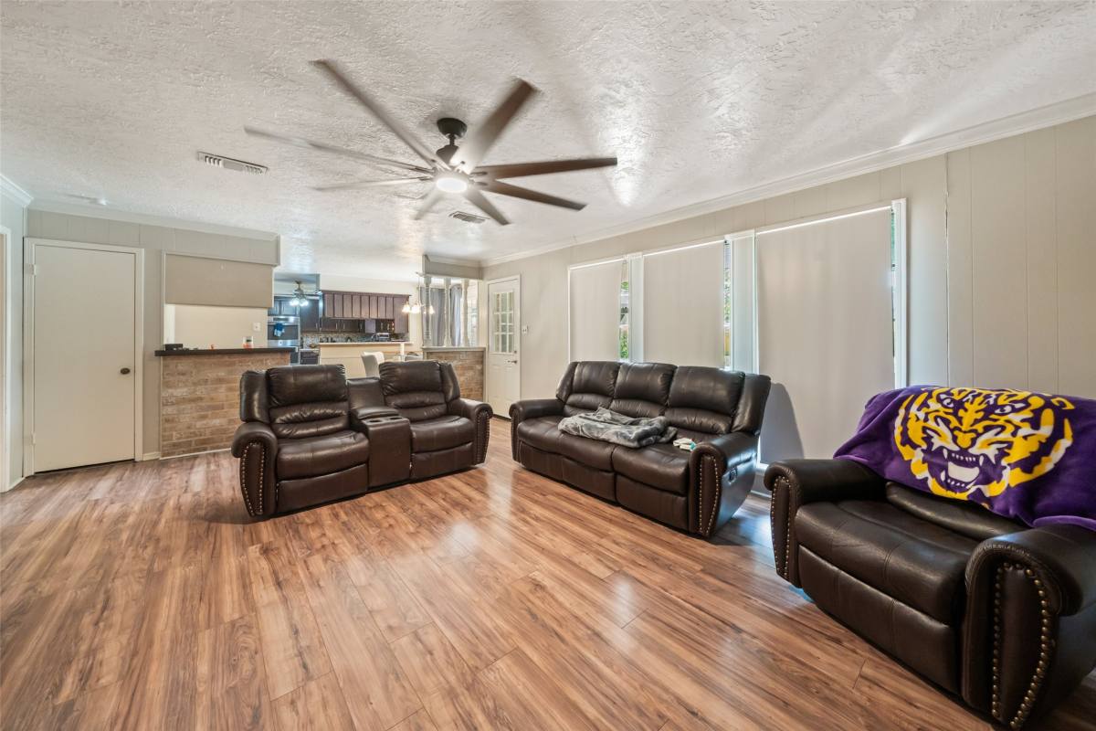 Apartment for rent at 715 Marne Lane #715, Houston, TX 77090