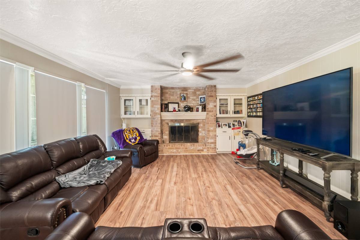 Apartment for rent at 715 Marne Lane #715, Houston, TX 77090