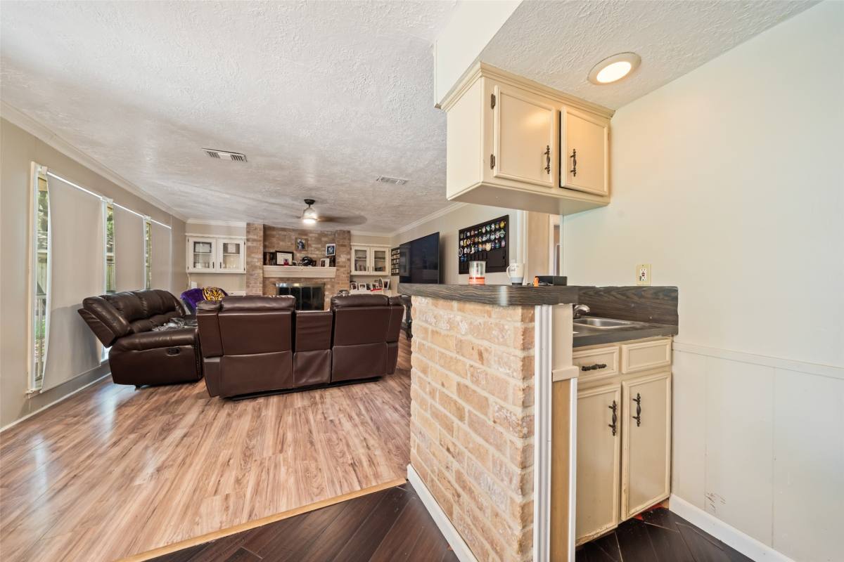 Apartment for rent at 715 Marne Lane #715, Houston, TX 77090