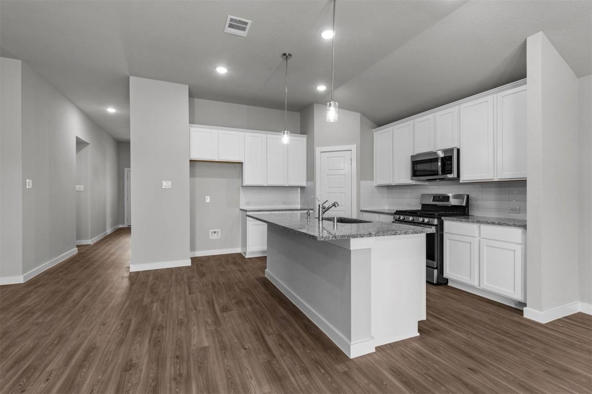 Apartment for rent at 3003 Middleton Dr, Rosenberg, TX 77471