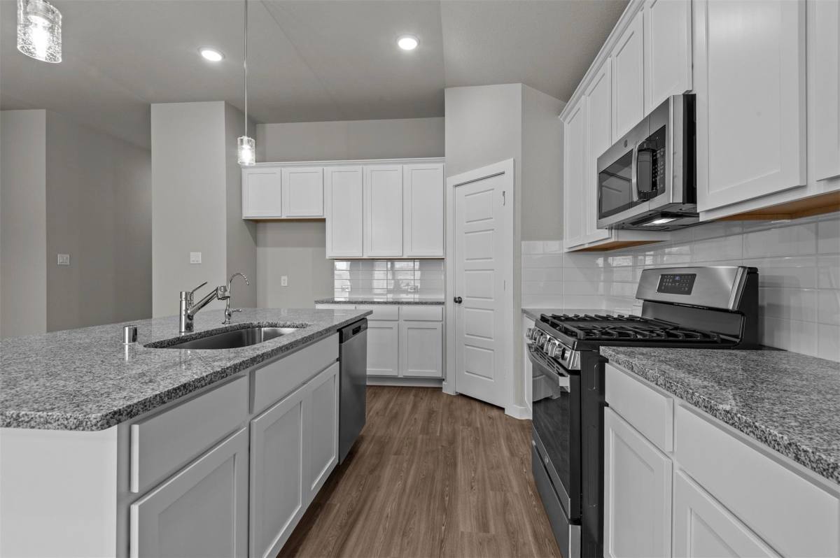 Apartment for rent at 3003 Middleton Dr, Rosenberg, TX 77471