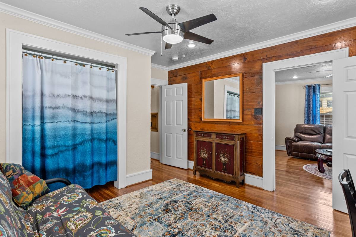 Apartment for rent at 1526 Lawson St, Houston, TX 77023
