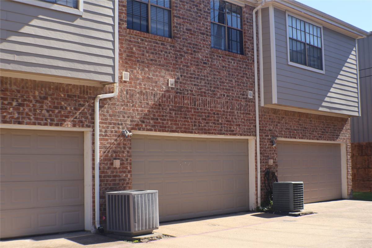 Apartment for rent at 8888 Benning Dr #162, Houston, TX 77031