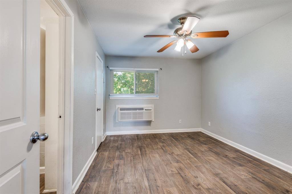Apartment for rent at 1505 W Lovers Lane #3, Arlington, TX 76013