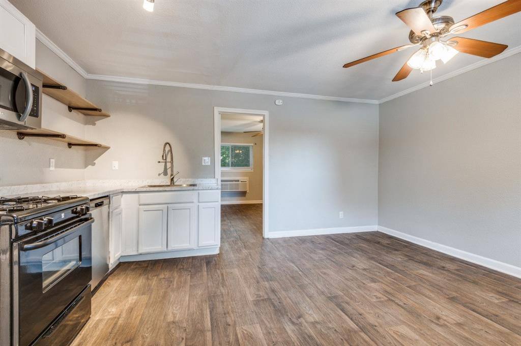 Apartment for rent at 1505 W Lovers Lane #3, Arlington, TX 76013