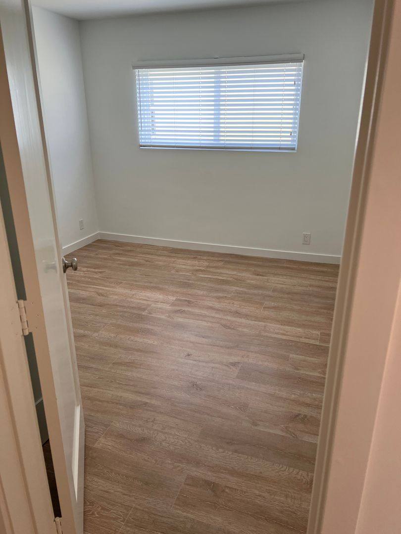 Apartment for rent at 2508 Pacific Ave, Venice, CA 90291