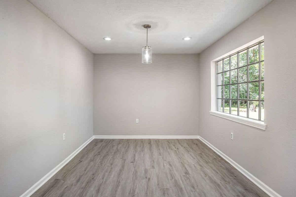 House for rent at 1702 Athens Dr, New Caney, TX 77357