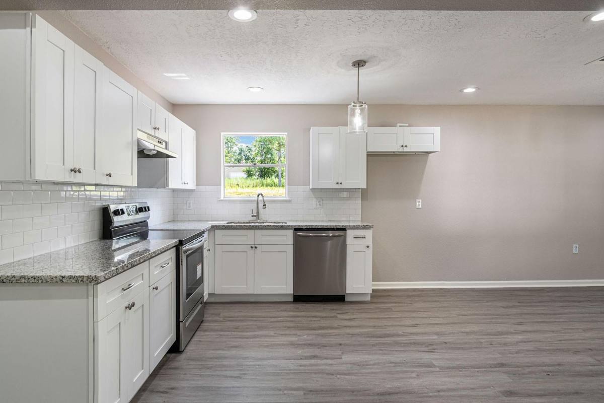 House for rent at 1702 Athens Dr, New Caney, TX 77357