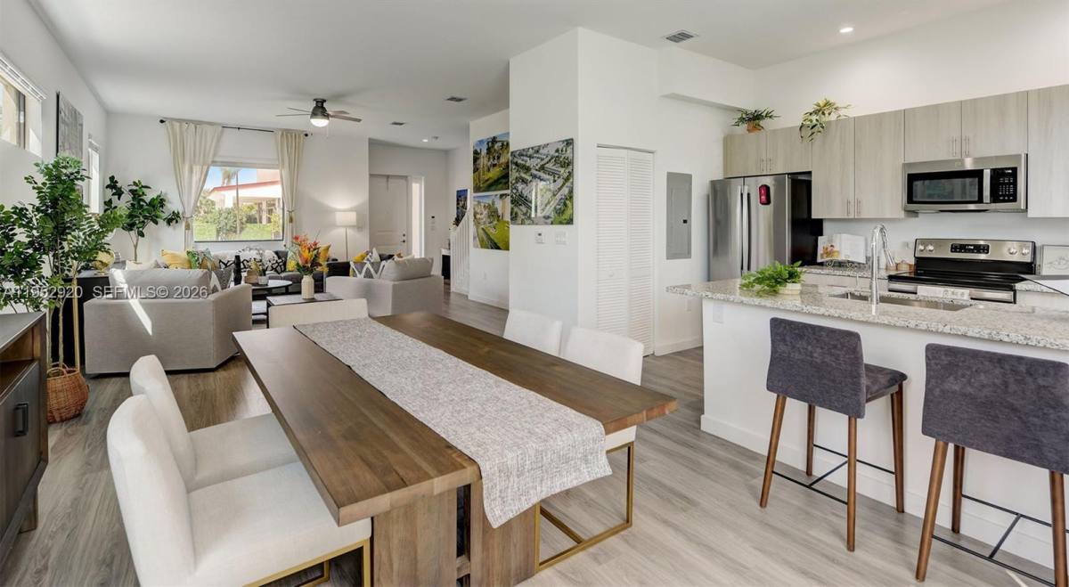 Townhouse for rent at 1001 NE 58th St #1001C, Fort Lauderdale, FL 33334