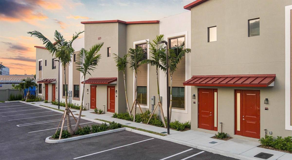 Townhouse for rent at 1001 NE 58th St #1001C, Fort Lauderdale, FL 33334