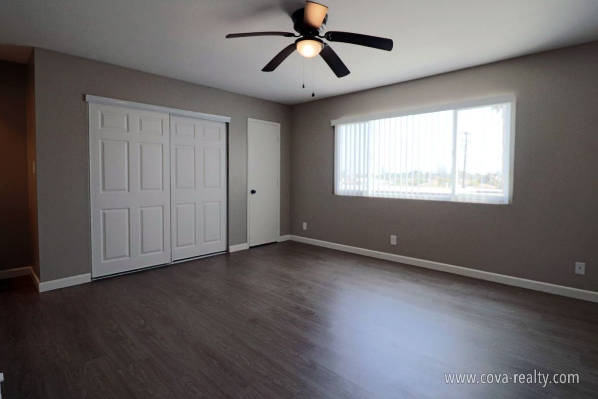 Apartment for rent at 1050 S J St, Oxnard, CA 93030