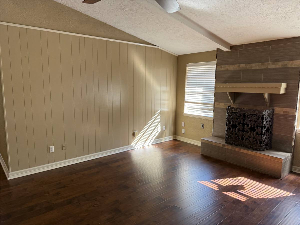 Apartment for rent at 13726 Rampchester Lane, Houston, TX 77015