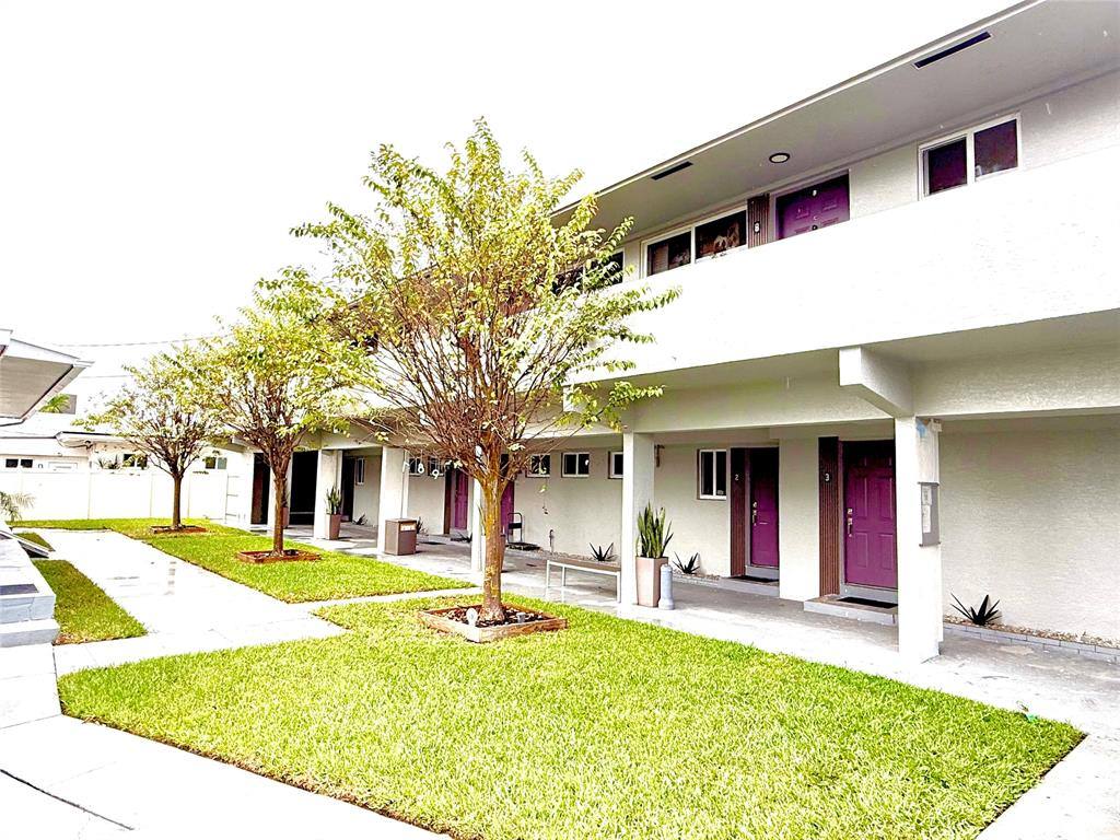 Apartment for rent at 720 NE 7th St #720-9, Hallandale, FL 33009