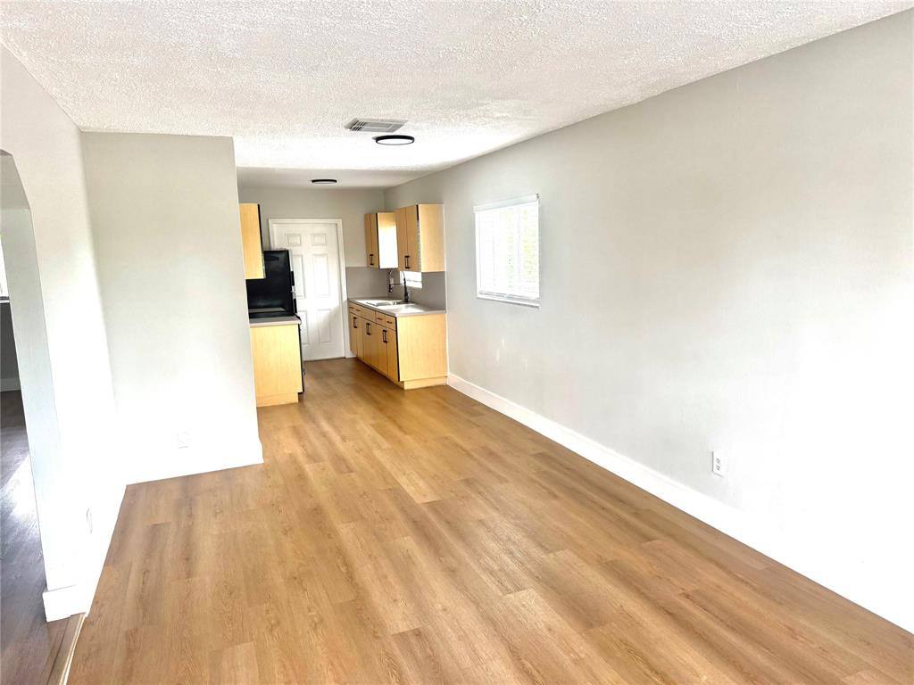 Apartment for rent at 720 NE 7th St #720-9, Hallandale, FL 33009