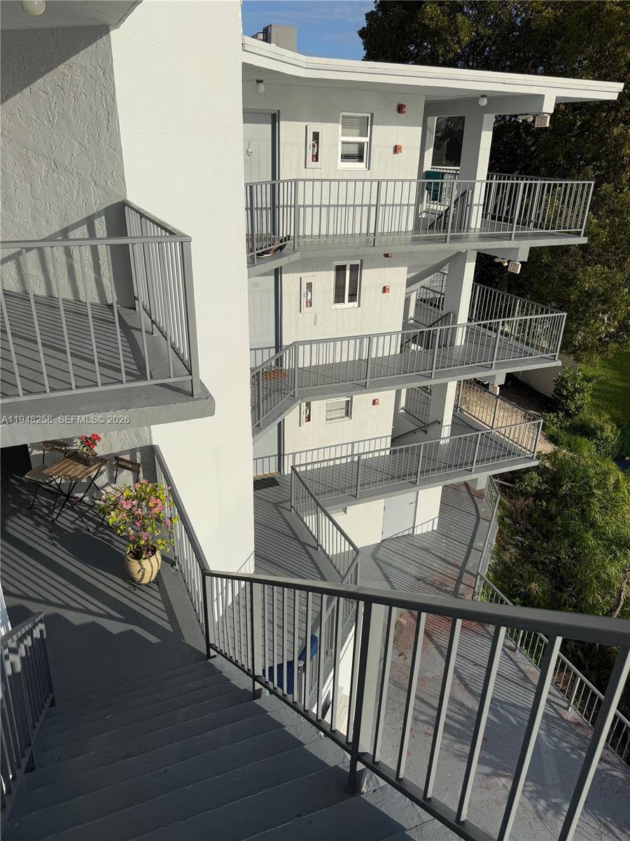 Condo for rent at 7105 W 13th Ave #402, Hialeah, FL 33014